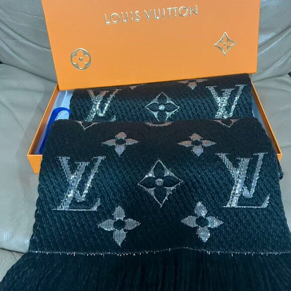 Louis Vuitton Monogram Logomania Black Scarf - Picture 2 of 6